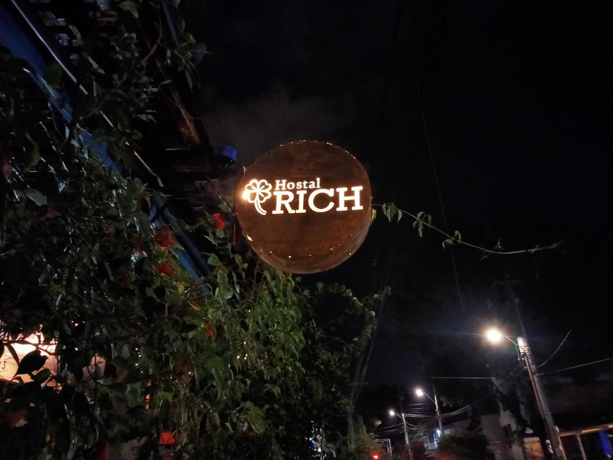 Hostal Rich Medellín Exteriér fotografie